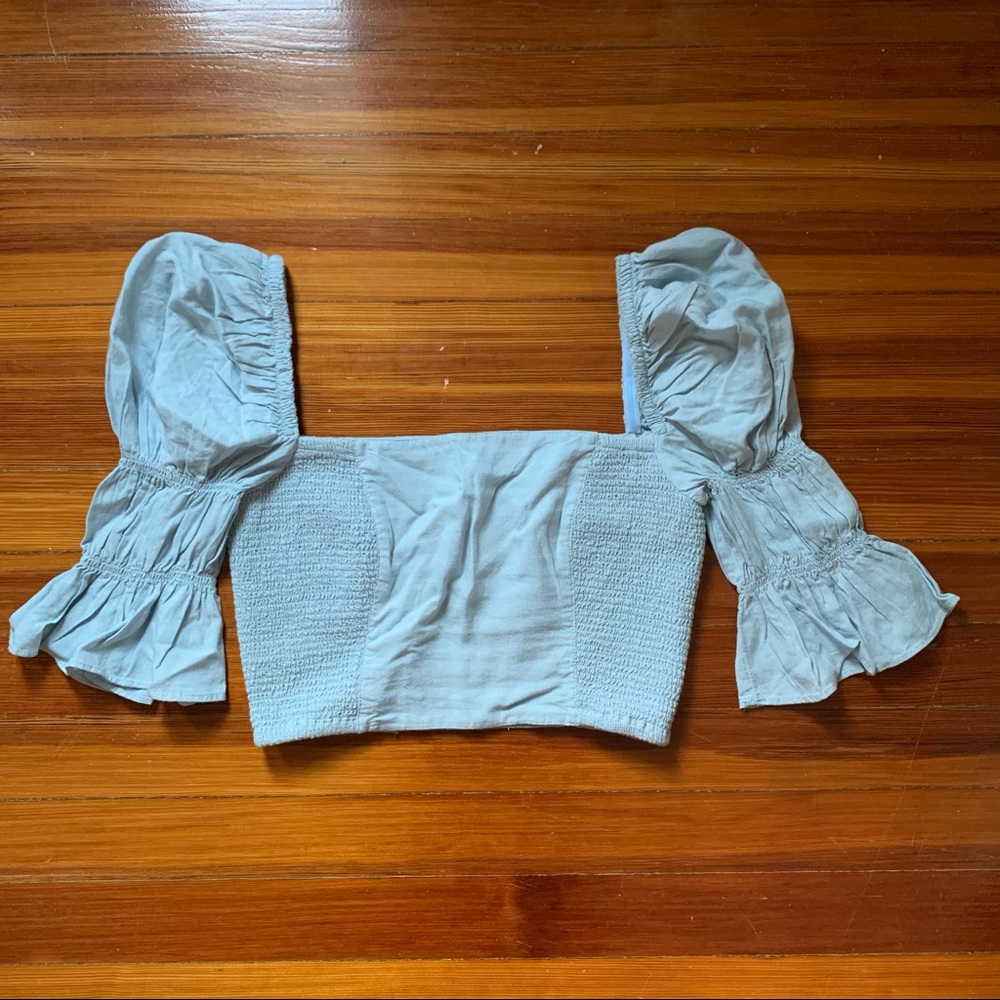 Urban Outfitters Baby Blue Puffed Sleeves Crop Top